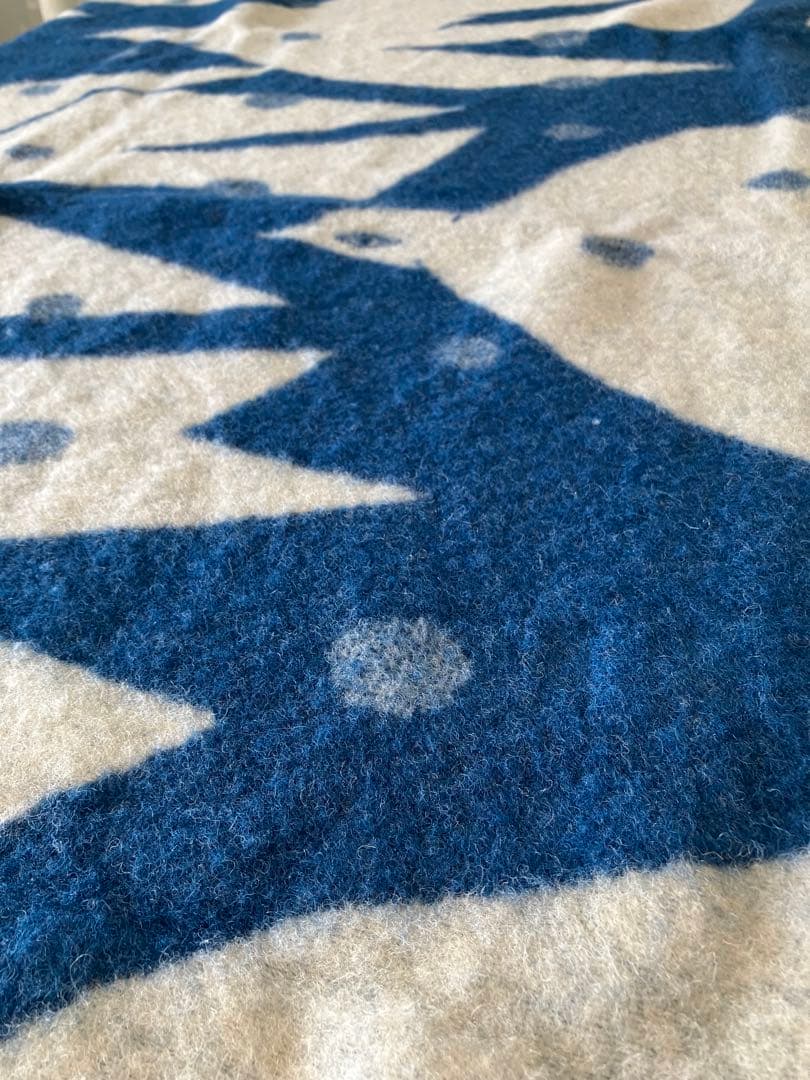 【クリーニング済】クリッパン　ミナペルホネン エコウールブランケット　毛布