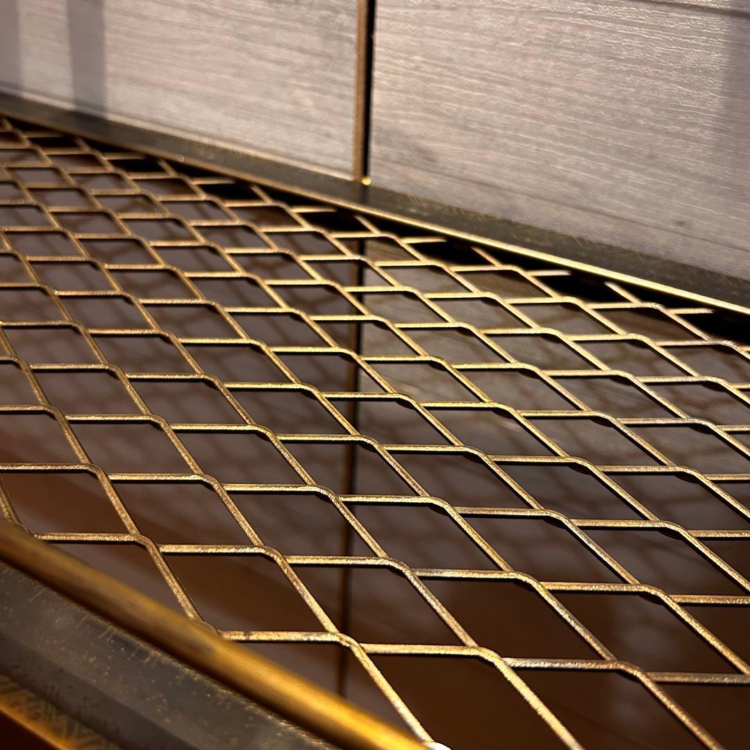 ウォールシェルフ　ツイストシェルフ　アイアンシェルフ　アンティークシェルフ