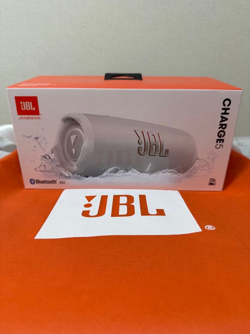 JBL charge5 スピーカー ホワイト 限定カラー 極美品