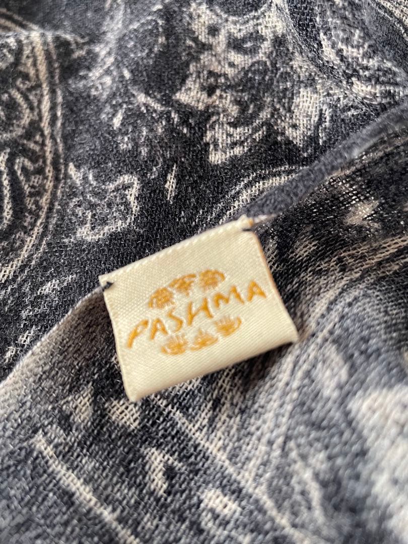 PASHMAショール大判モノトーンペイズリー柄