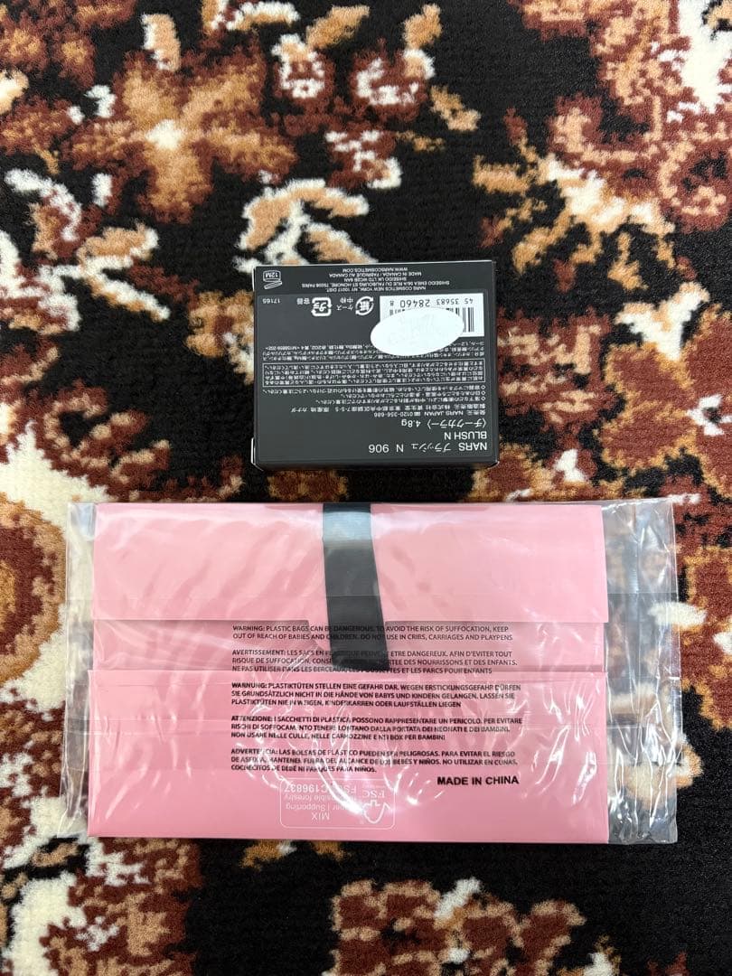 NARS　ナーズ　ブラッシュN906 限定　loves me not 限定色