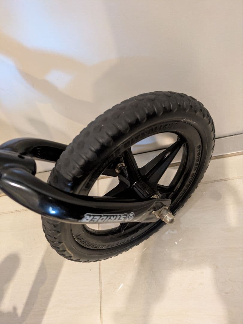 【直渡し値引き可】ストライダー　STRIDER ピンク