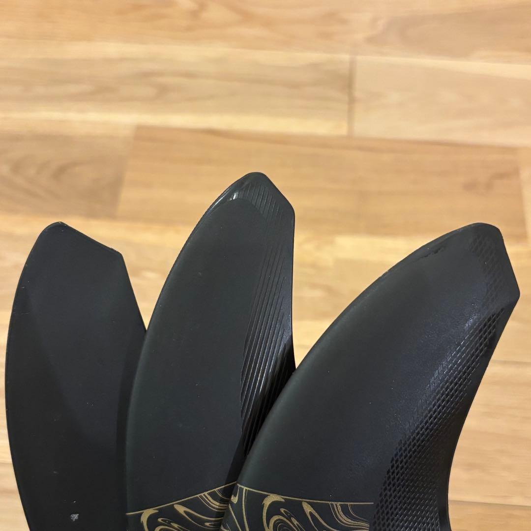 futures. 　フィン　ALPHA VECTOR 3/2 MEDIUM