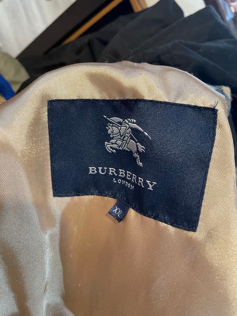 Burberry スウィングトップ