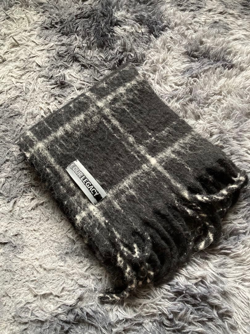 OUR LEGACY マフラー　モーガンさん着