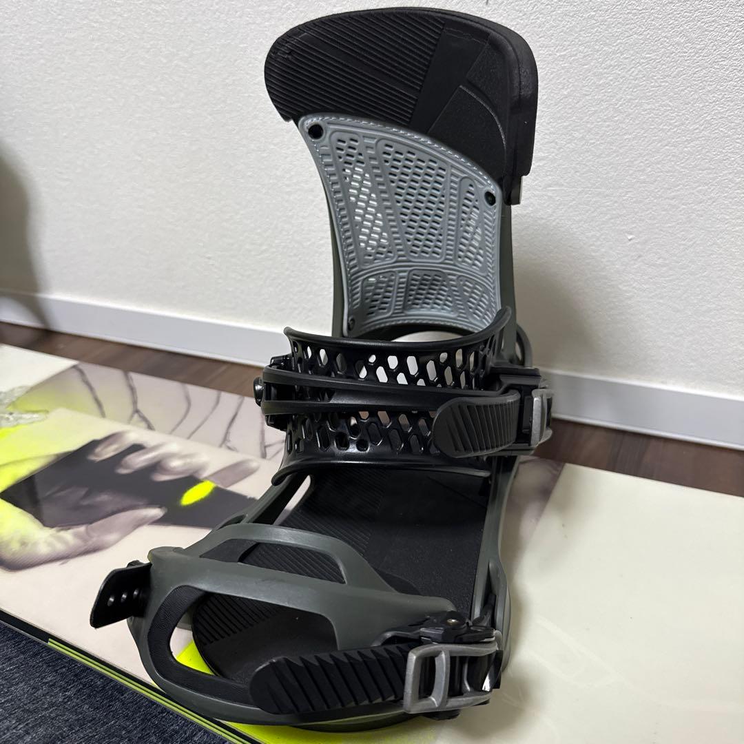 超美品 サロモン VILLAIN 153 バートン MALAVITA Mサイズ