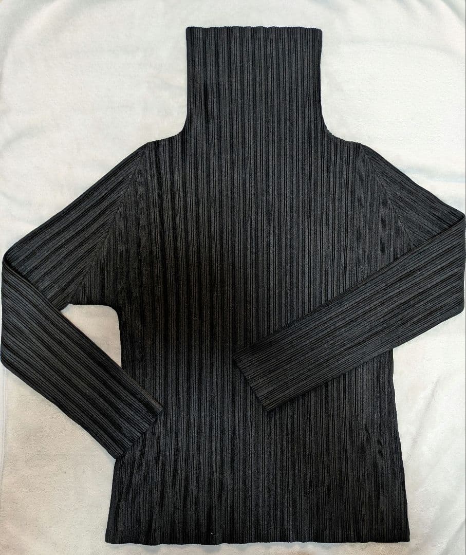 PLEATS PLEASE ハイネック長袖PP55-FK113