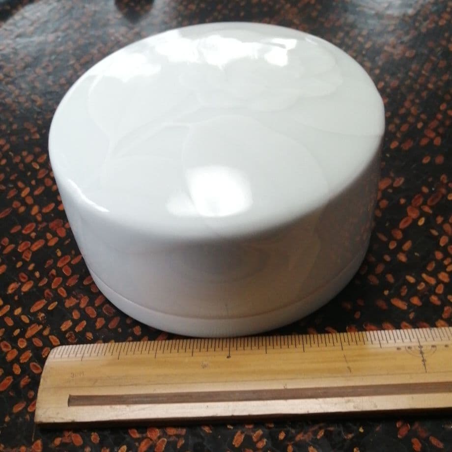 椿　白磁　香合　蓋物　伊東　慶作