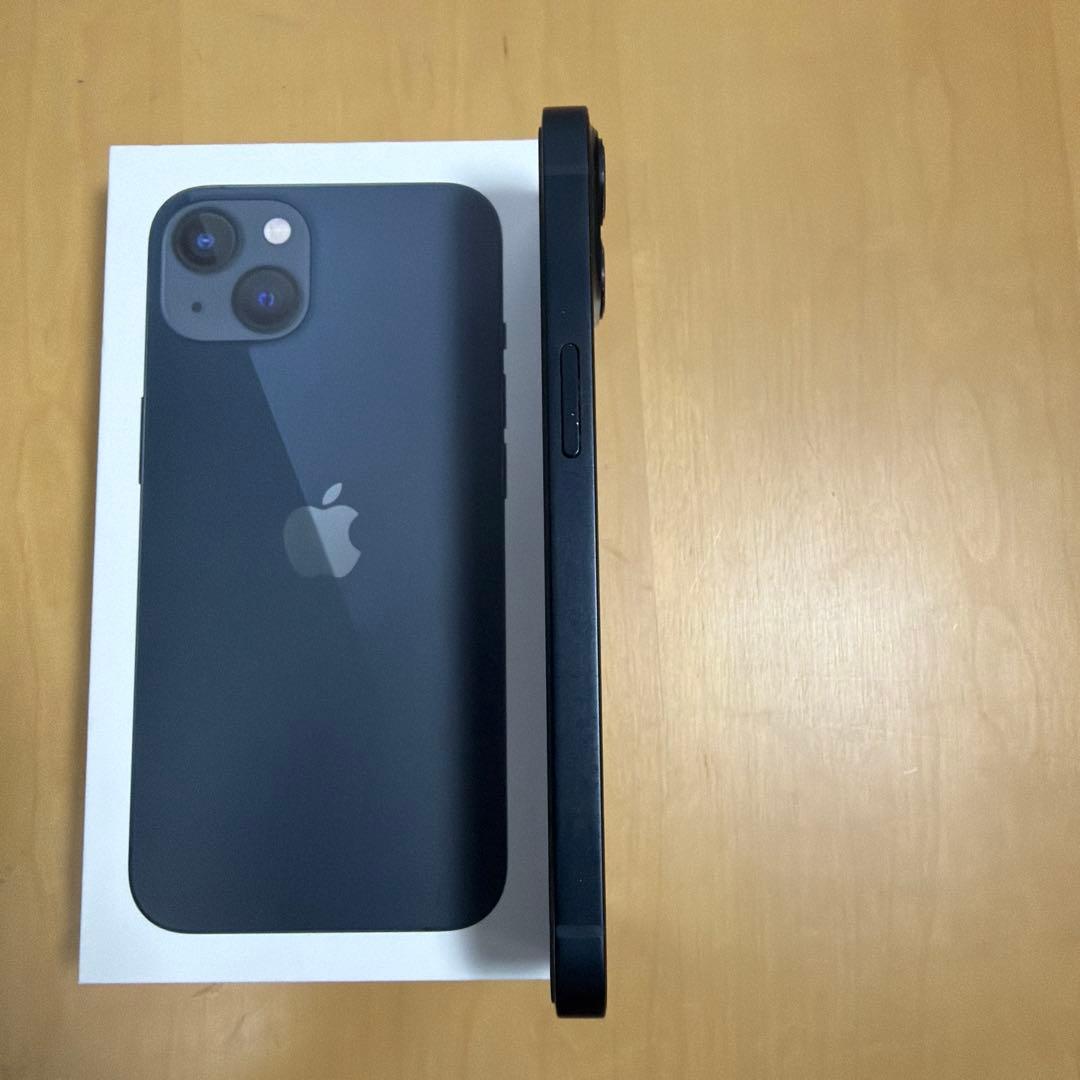 【美品】iPhone 13 128GB SIMフリー 箱付 付属品多数