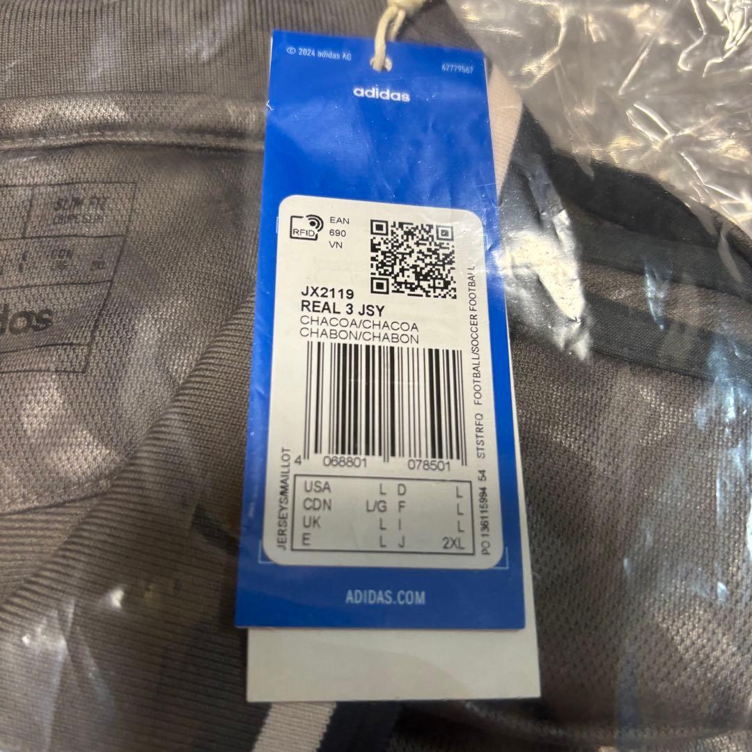 【Real Madrid】 メンズサードシャツ24/25 チャコール・未開封