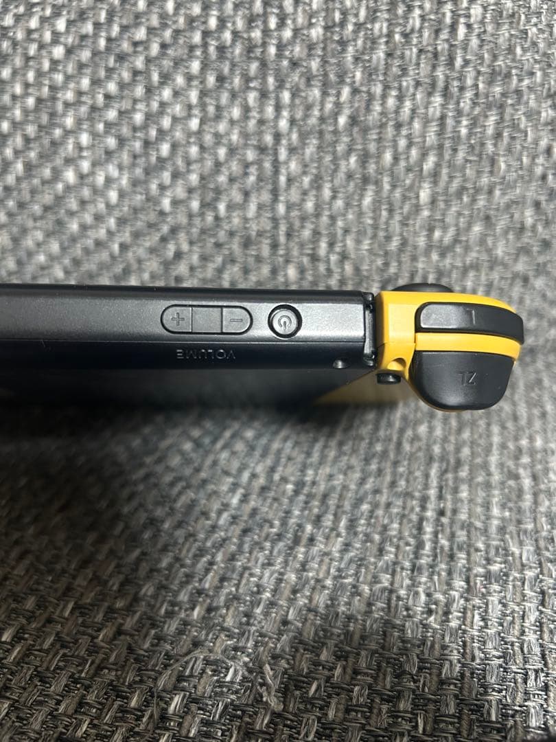 Nintendo Switch ポケモンイーブイ・ピカチュウデザイン 本体