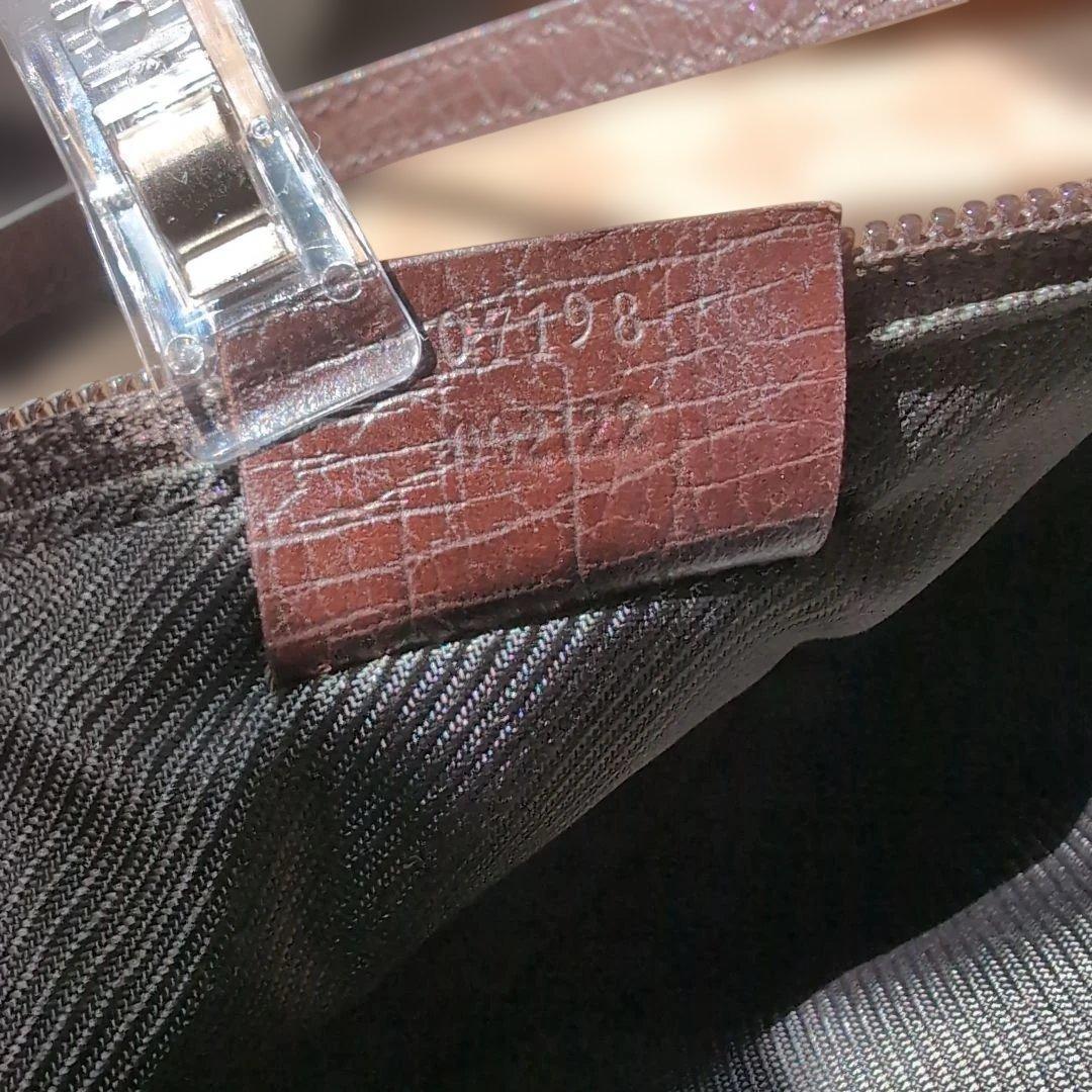 ✨GUCCI ✨GGパターンアクセサリーポーチ ベージュ/ブラウン