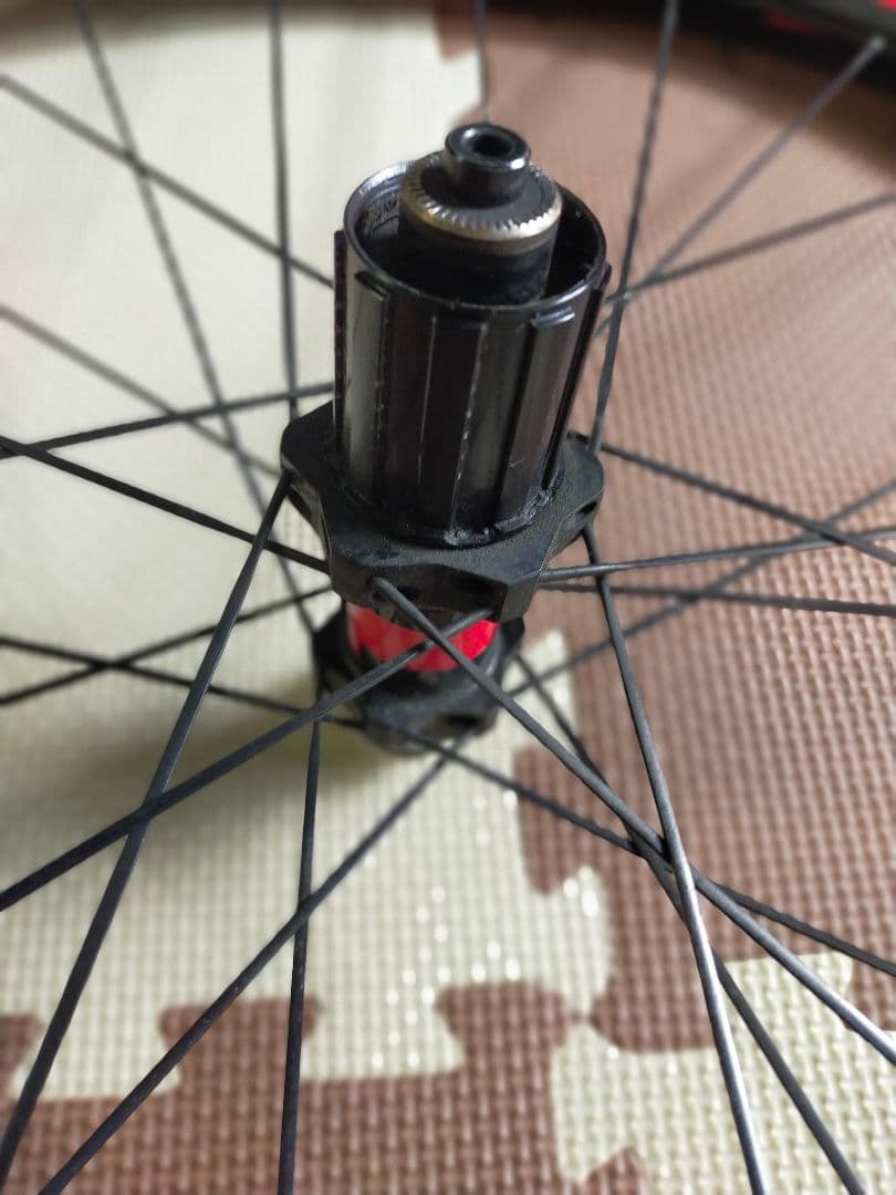 ファストフォワード FFWD F4R カーボンホイールセット タイヤ２本付