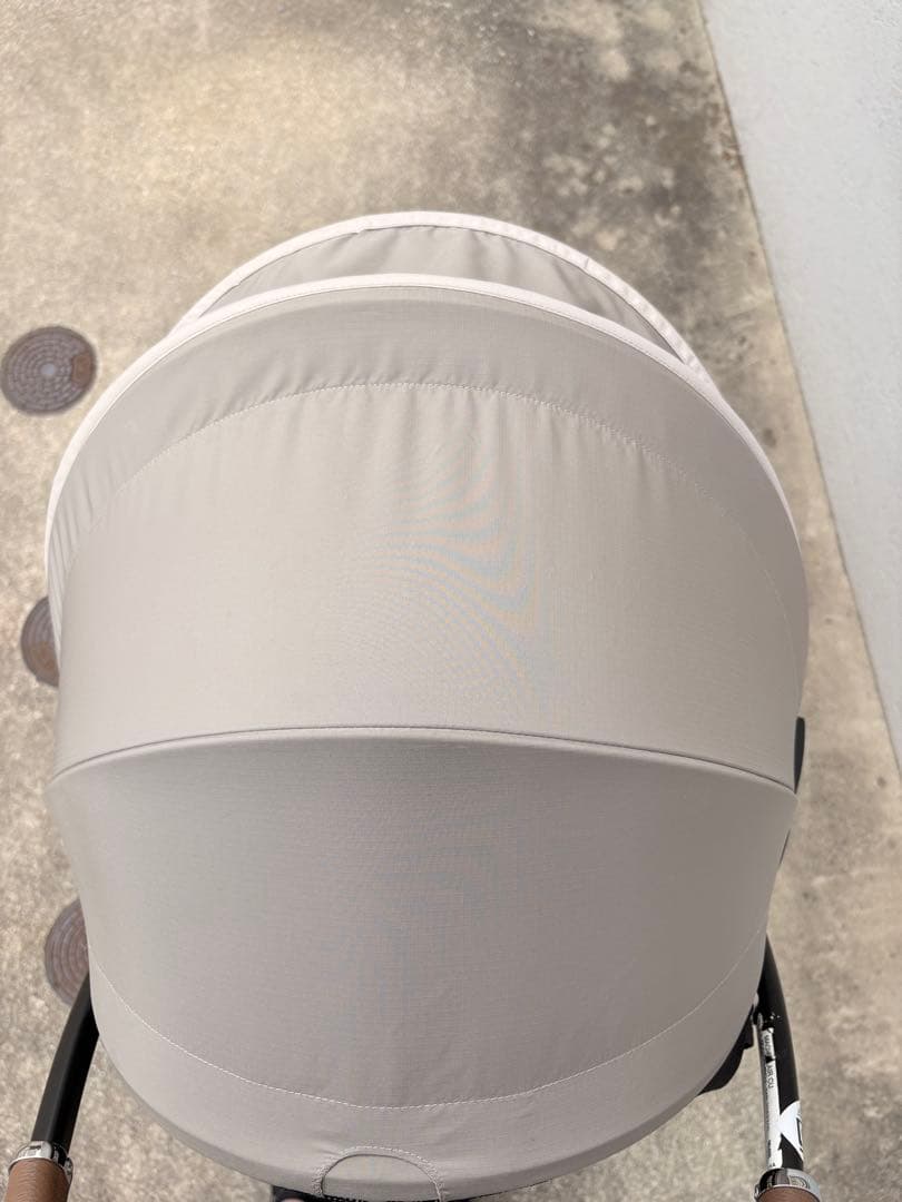 アップリカ　マジカルエアークッションAD　ベージュ　（直接引取or配送）