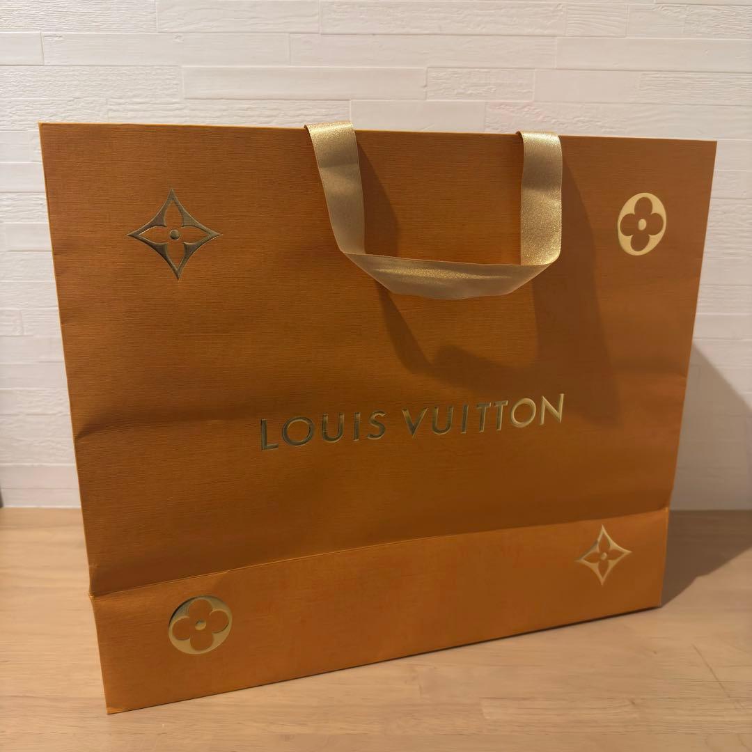 Louis Vuitton ルイヴィトン ロックミー ノワール バックパック
