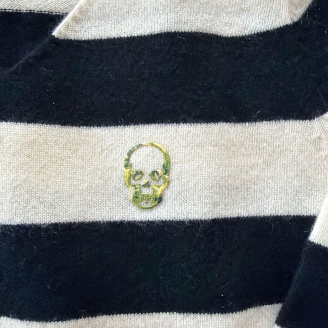 ルシアン ぺラフィネストライプ Vネックニット スカル刺繍付き