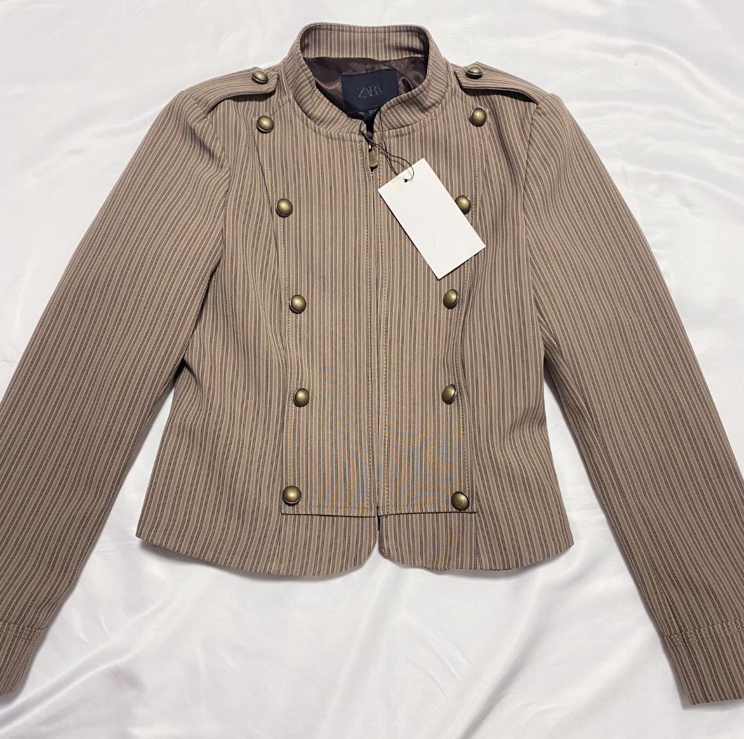 完売品 ZARA ストライプ柄フィットブレザー Sサイズ