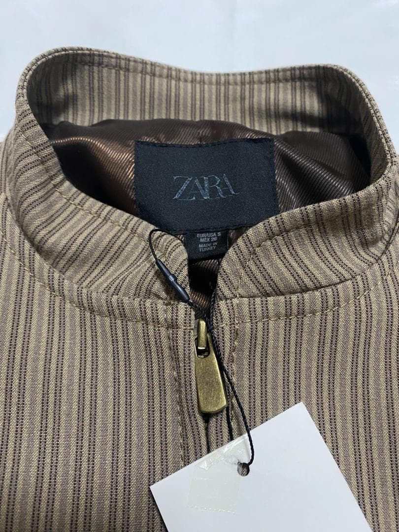 完売品 ZARA ストライプ柄フィットブレザー Sサイズ