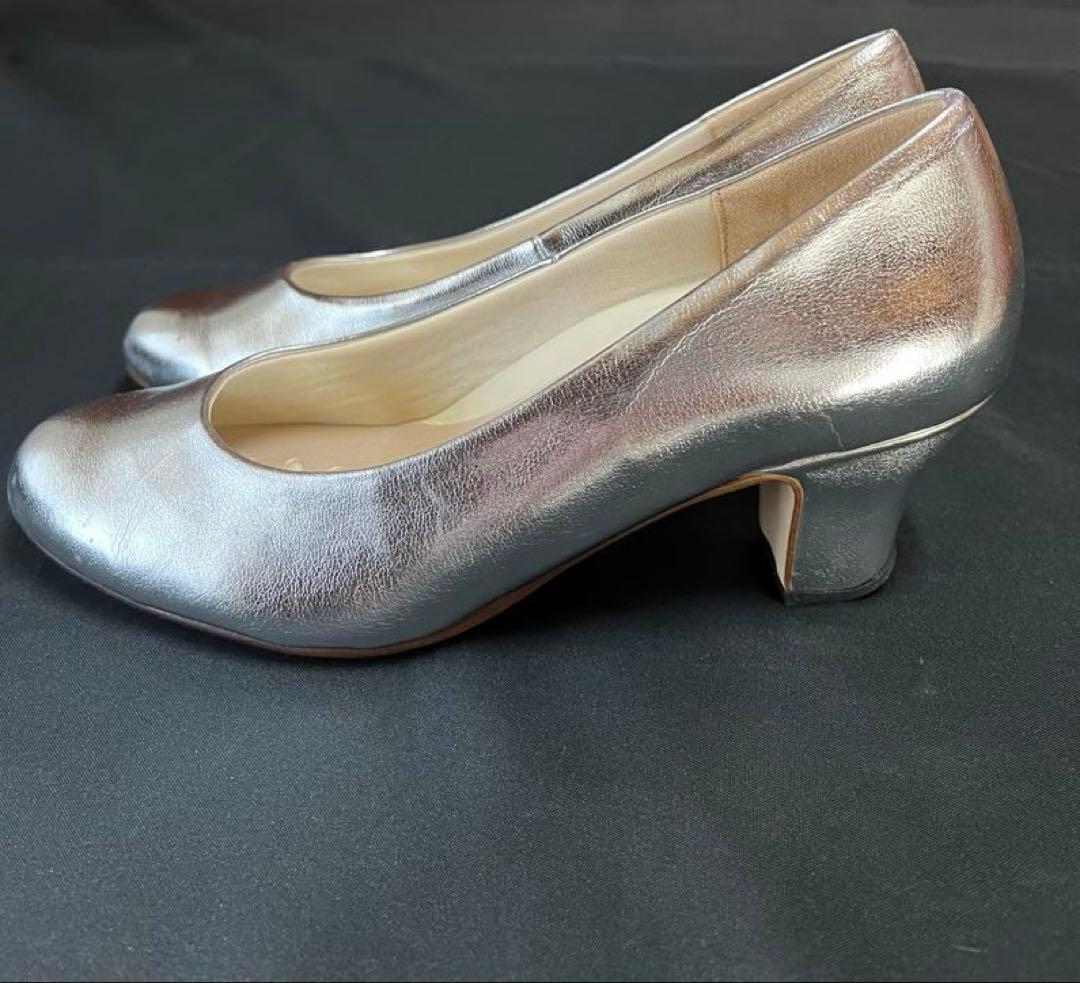 リトルピアニスト　ピアノ演奏用　靴　シルバー パンプス 24サイズ