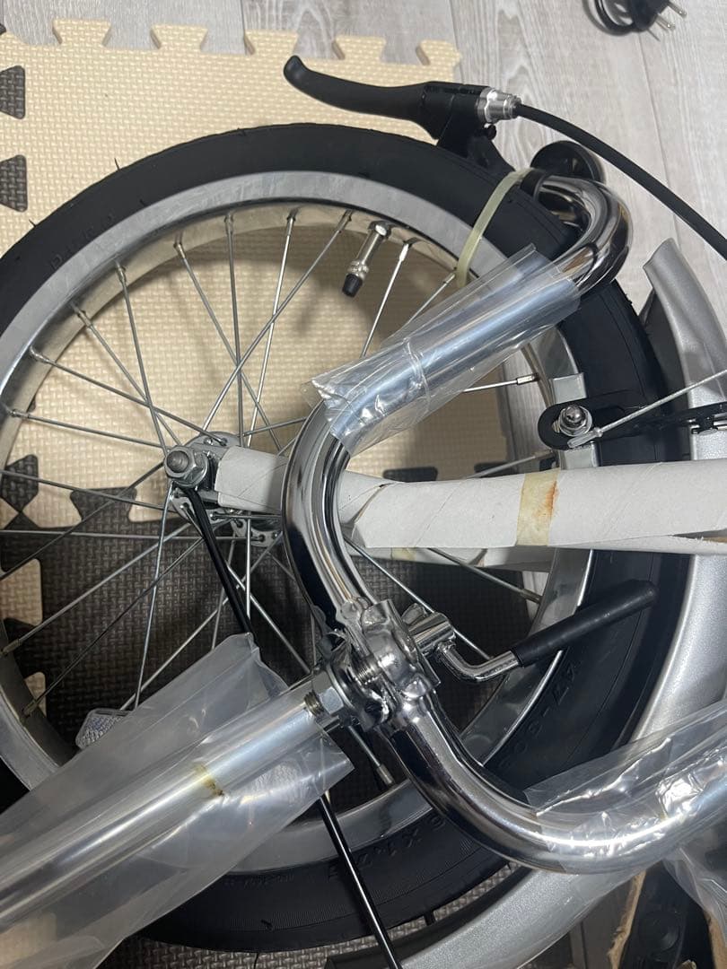 折りたたみ自転車 シルバー　新品未使用