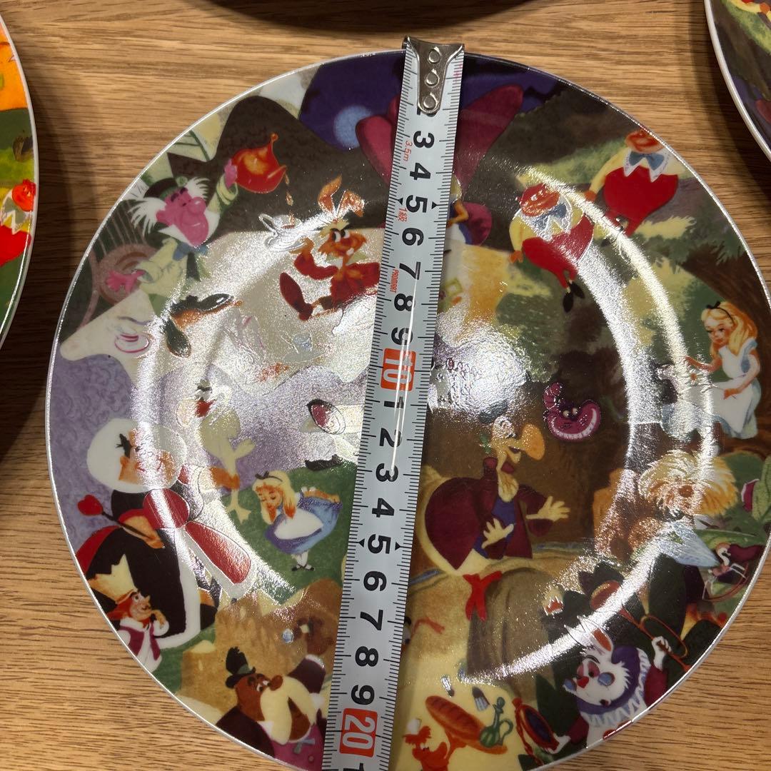 ディズニー食器セット　不思議の国のアリス