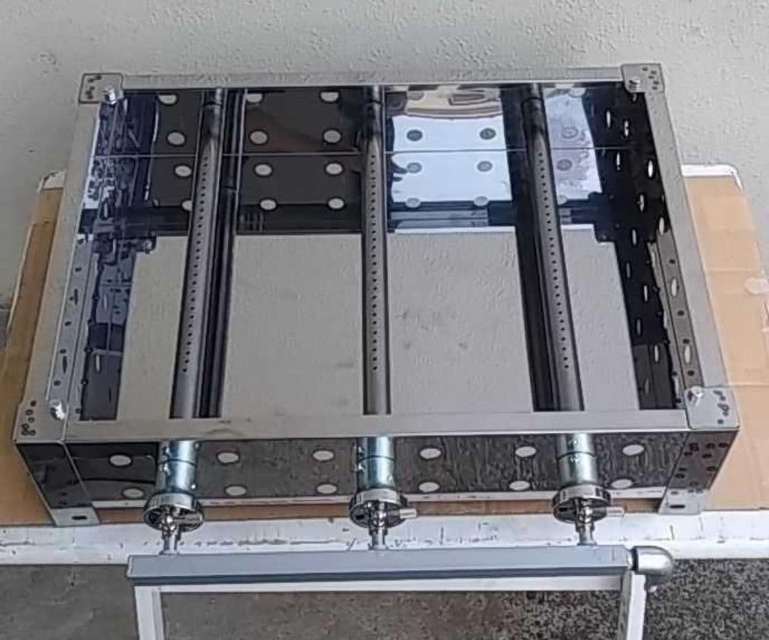 極厚６ミリ 便利な持手付き 鉄板 バーベキュー キャンプ プロパンガス 送料無料