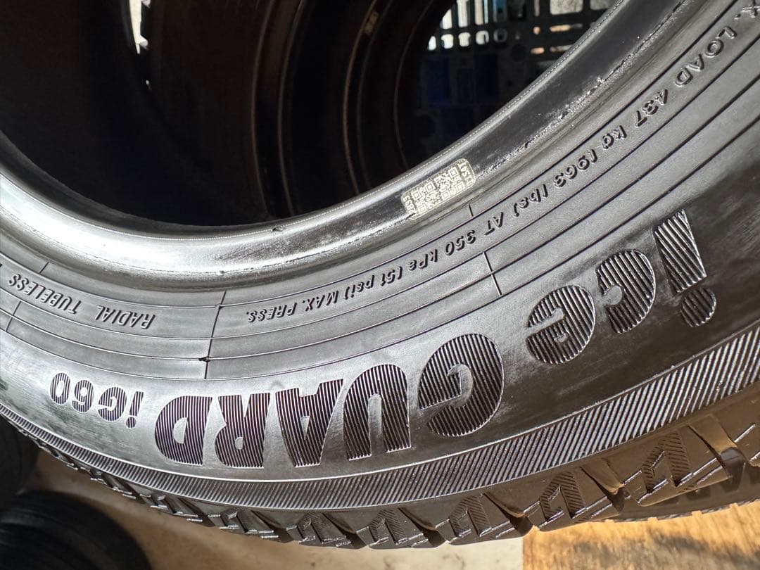 タイヤ・ホイール (470)165/65R14 YOKOHAMA ICE GUARD IG60