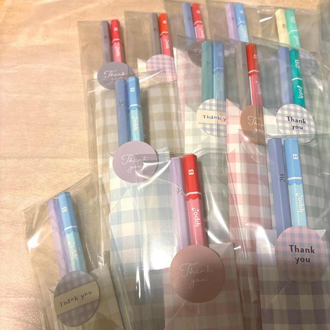 鉛筆81えんぴつプチギフト20個　ほんの気持　退職　引越　文具　卒業　バレンタイ