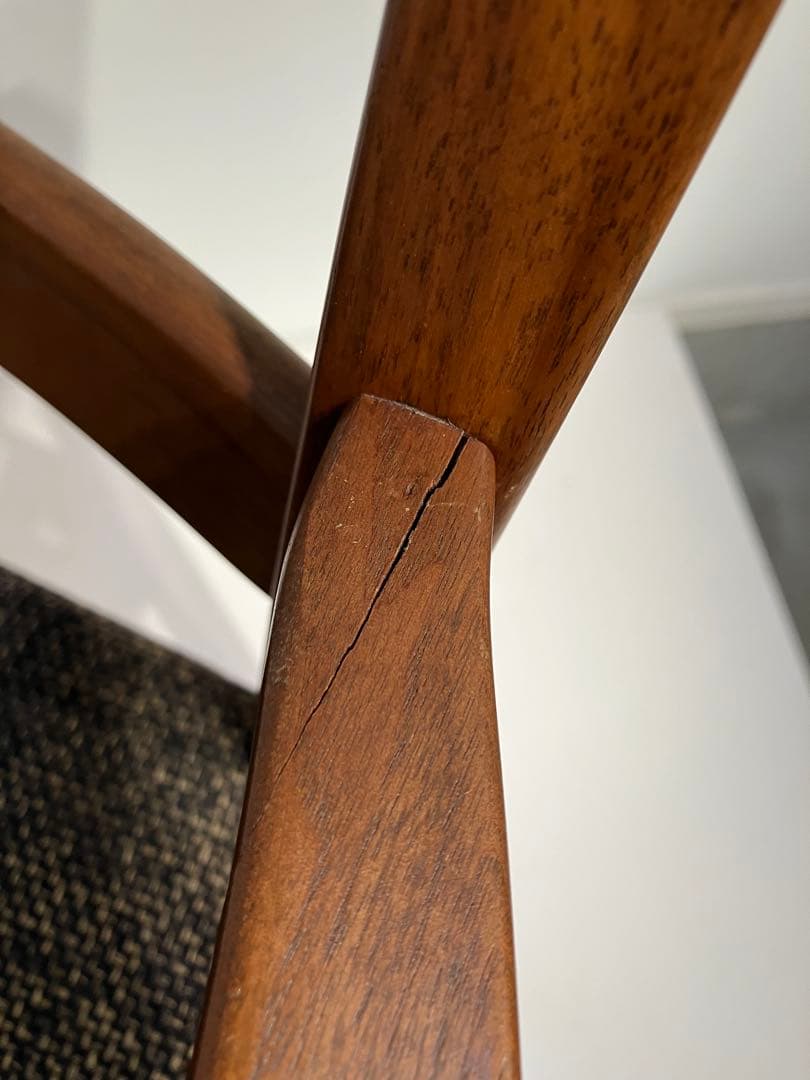 柏木工、ちょっと難ありアームチェア、日進木工、秋田木工、キツツキ、天童木工、北欧