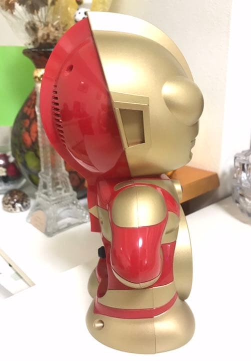 再値下げ❗️ウルトラマン限定モデル　目覚し時計　超レア品❣️