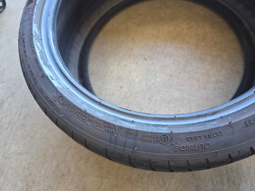 ミシュラン PS4 215/40R17 18年製 2本送料込みパイロットスポーツ