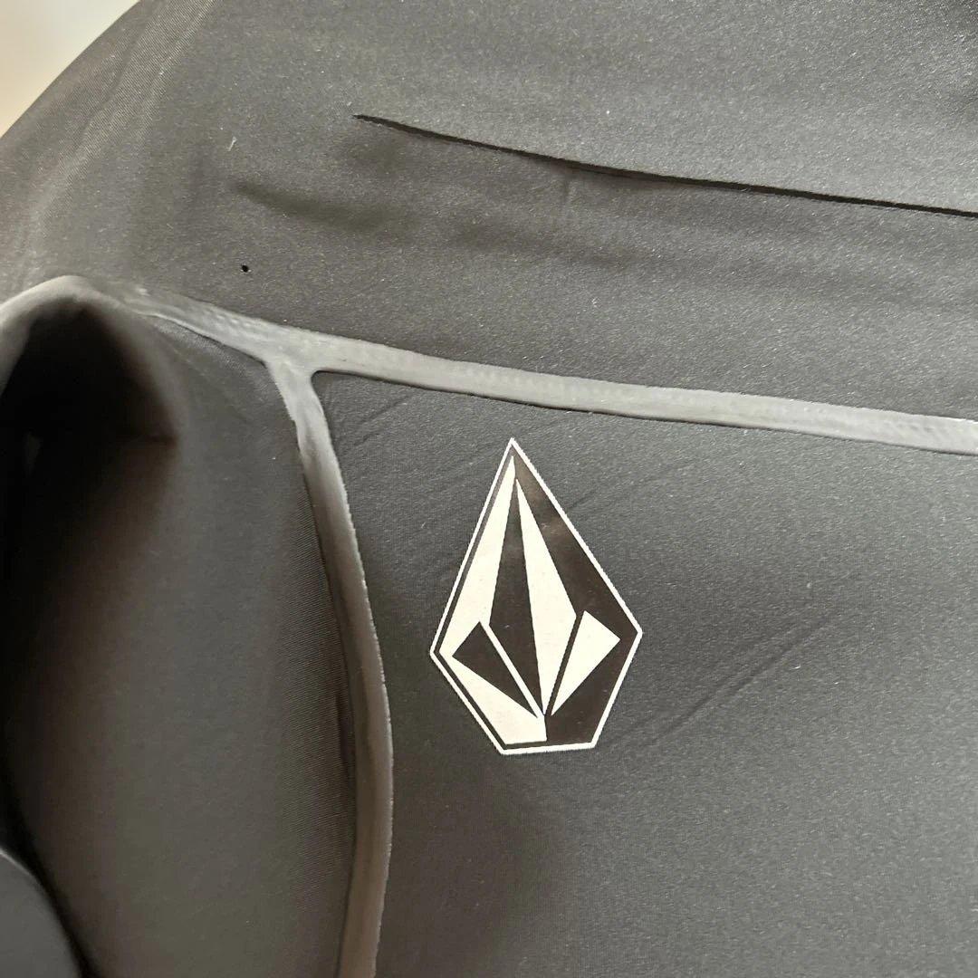 【新品未使用 50%↑OFF】Volcom ウエットスーツ フルスーツ ボルコム