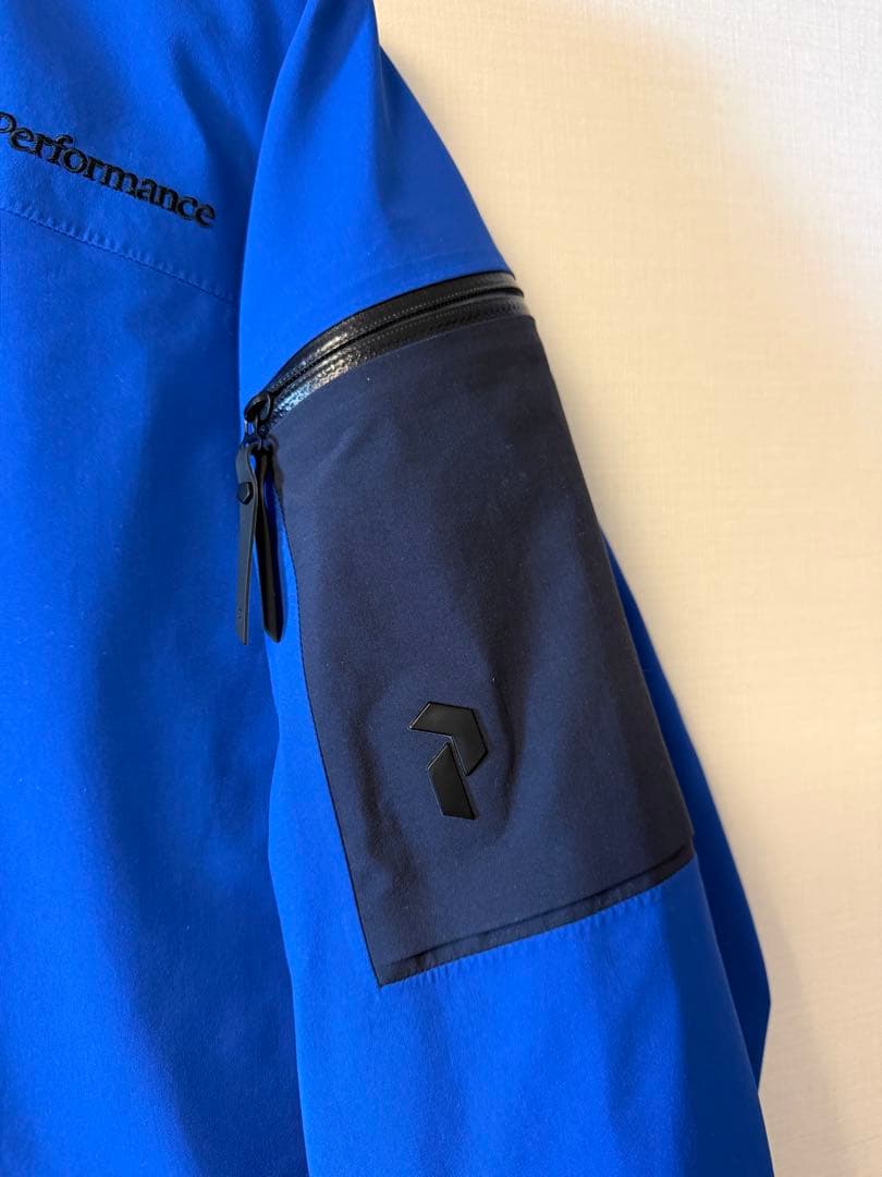 ピークパフォーマンス　スキーウェア 上下セット　メンズS