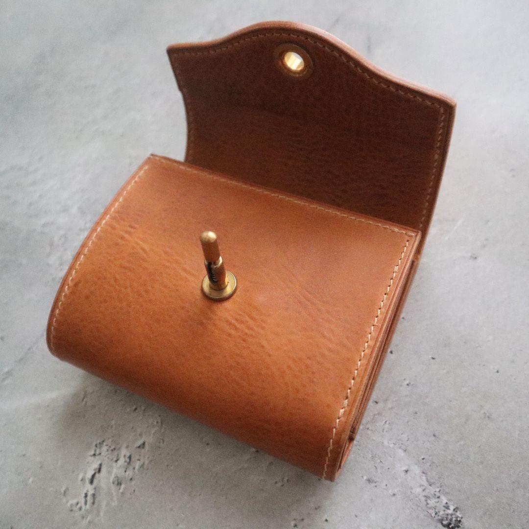 【即日発送可】オコシ金具の三つ折り財布　イタリアンレザー