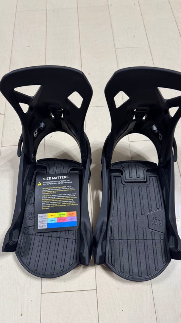 新品未使用 BURTON STEP ON メンズMサイズ ブラック