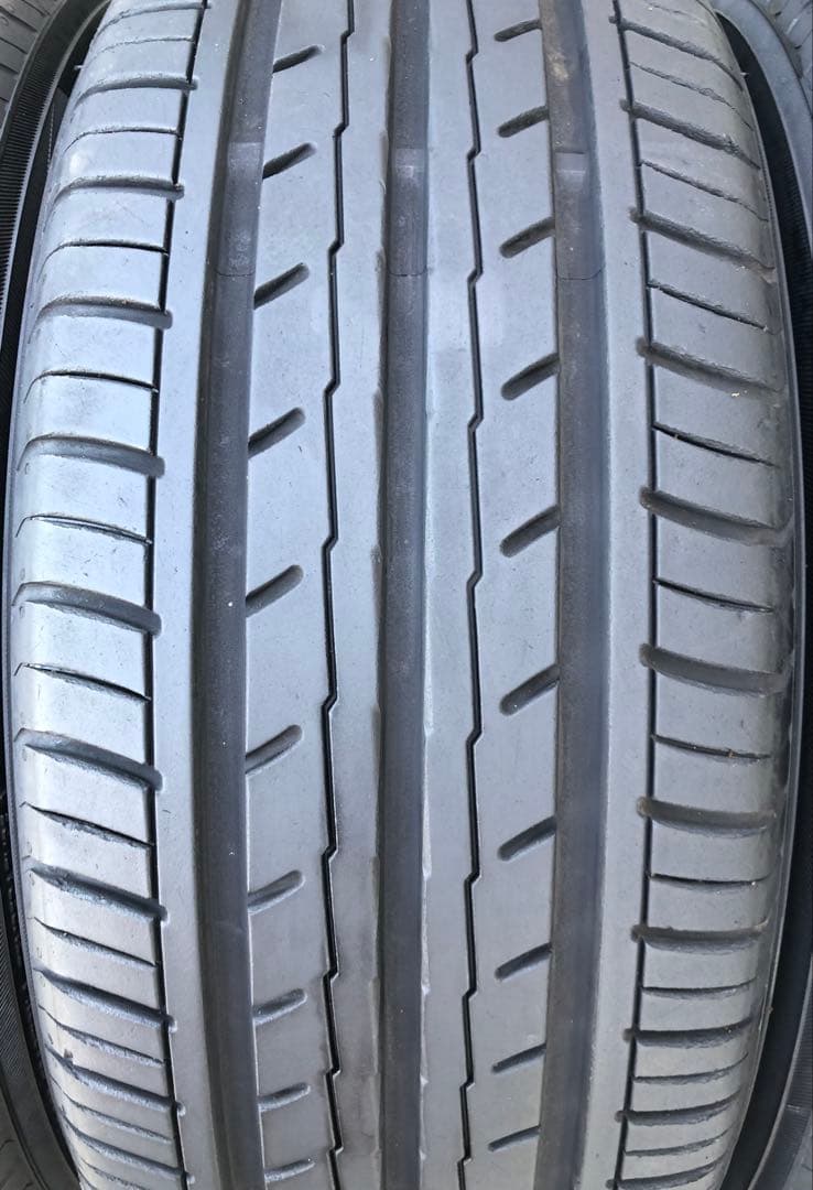 215/45 R17 Yokohama BluEarthラジアルタイヤ2024年