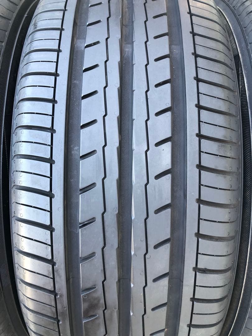 215/45 R17 Yokohama BluEarthラジアルタイヤ2024年