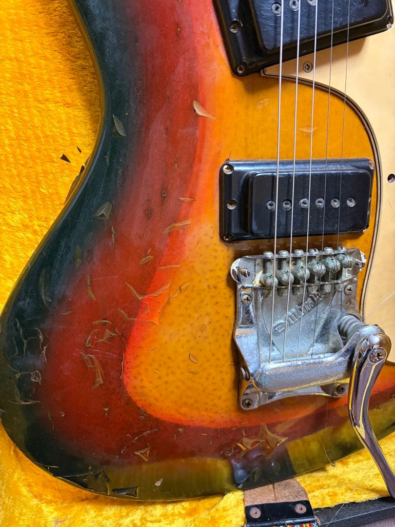 Morales モラレス エレキギターヴィンテージ 塗装剥がれ有ジャンクケース付