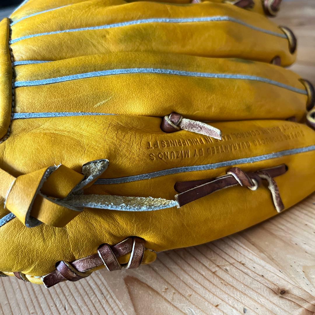 ミズノ　グローバルエリート　外野手　左