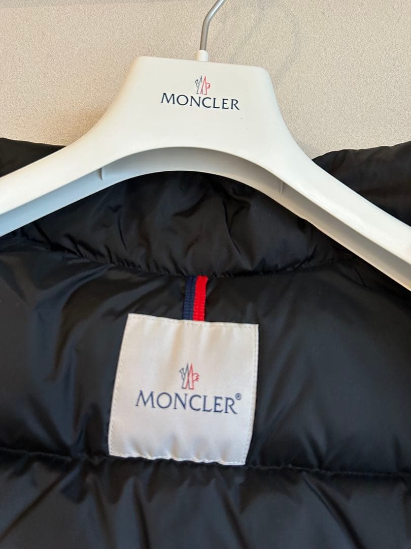 【美品】【正規】MONCLER GALLINULEダウンベスト モンクレール