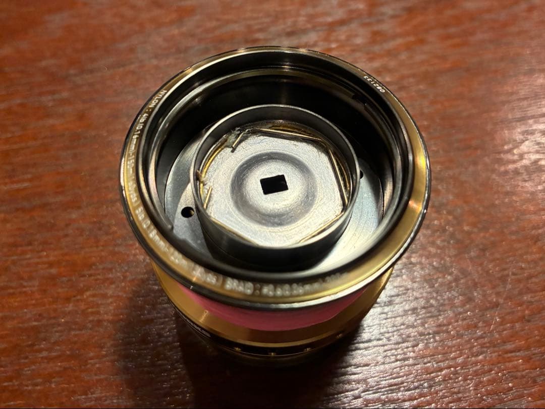 DAIWA ダイワSLP WORKS EX LT2500S スプール