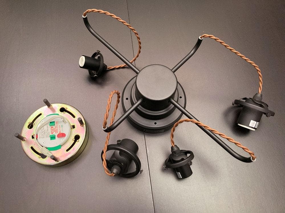 オレリア　4灯シーリングライト フロスト