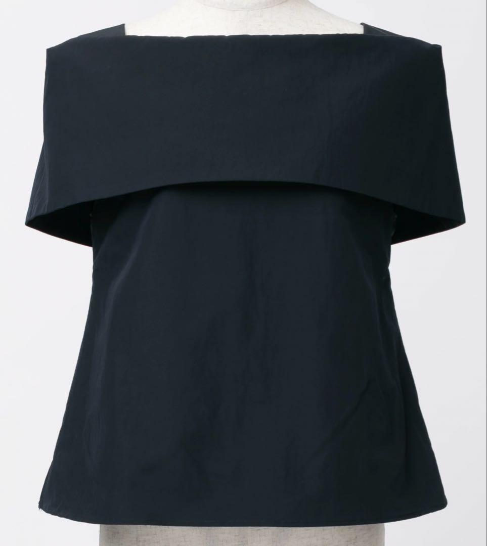 新品タグ付き⟡.·eluオーロラブラウス