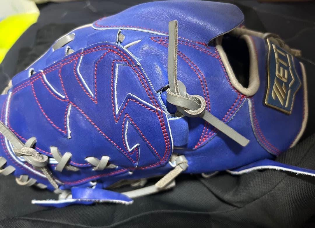 ZETT 投手用左投げグローブ 青