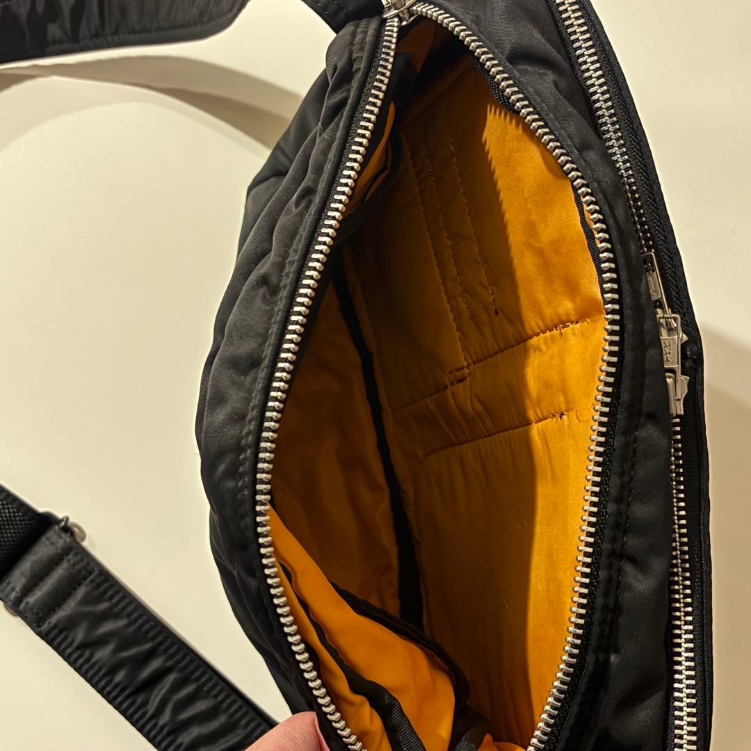 【美品】ポーター タンカー 2層式 ショルダーバッグ Lサイズ