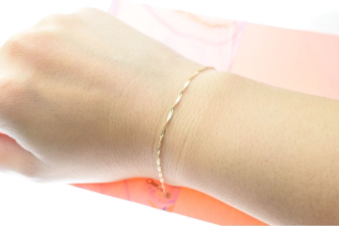 k18 18金 イエローゴールドブレスレットスクリューチェーン1.3mm