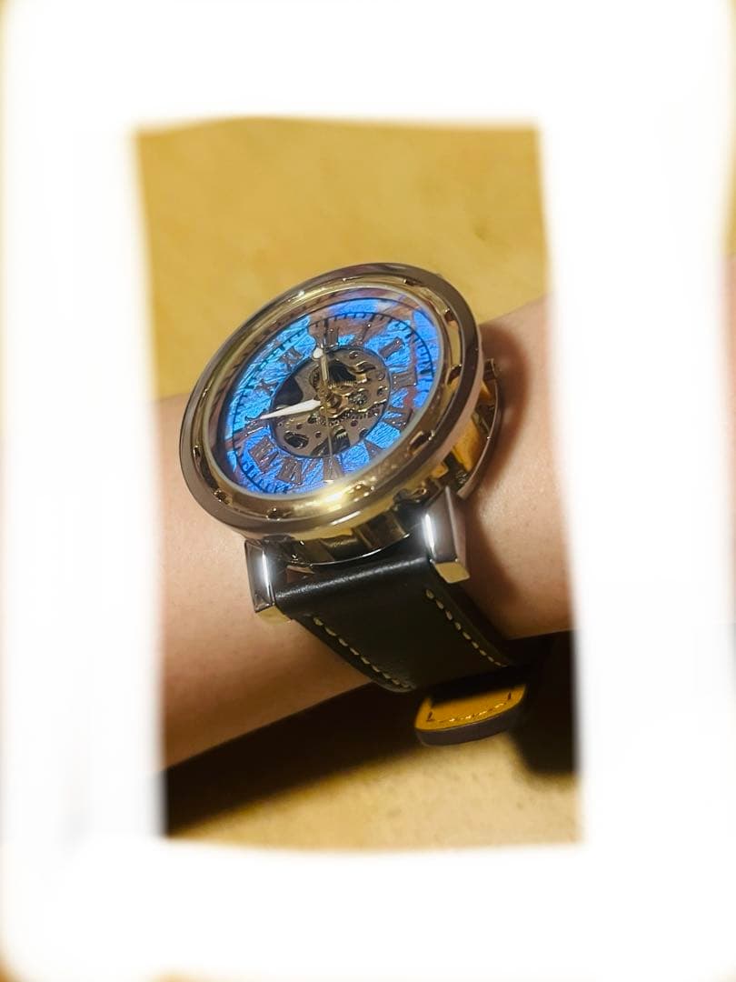 モルフォ蝶のクォーツ手巻き腕時計 世界に1つだけ。ベルト(ダークブラウン)金具金