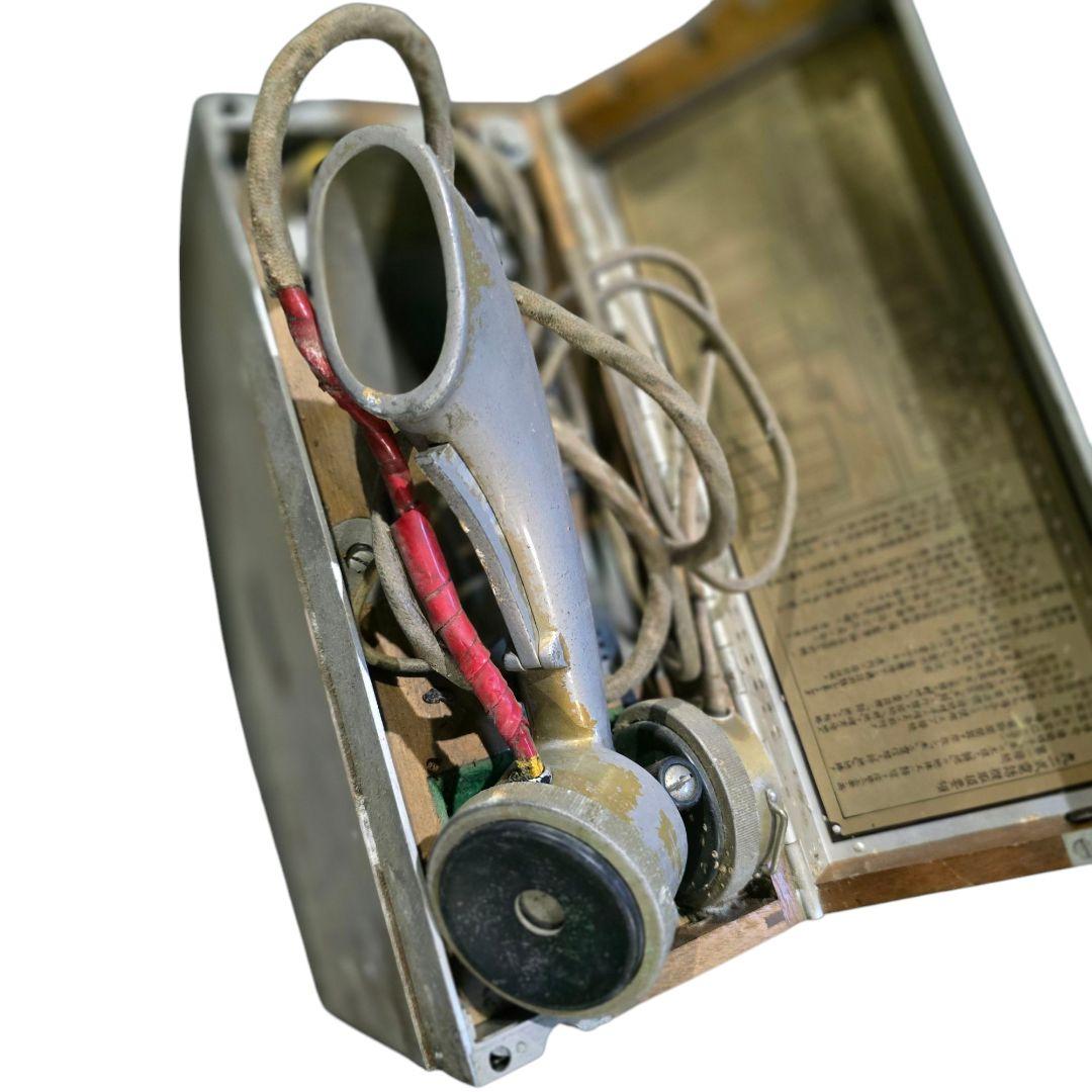 日本海軍　九二式電話機