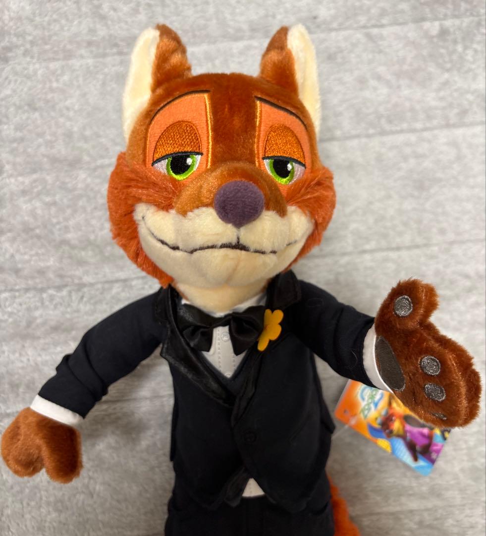o*i様 ディズニーストア ニック・ワイルド ぬいぐるみ フォーマル ズートピア