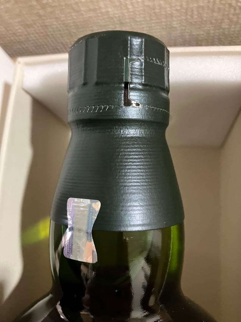 メーカー正規品新品未使用　白州 25年 ウイスキー 700mlホログラムシール